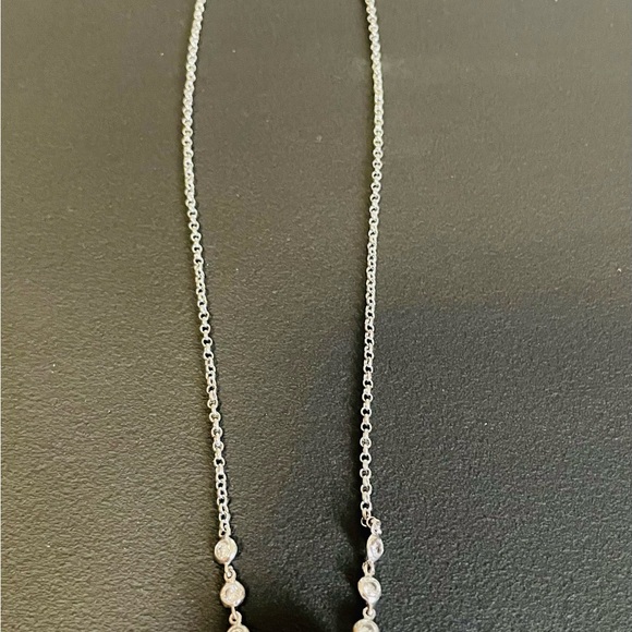 Modern Silver large heart Necklace - Picture 4 of 4